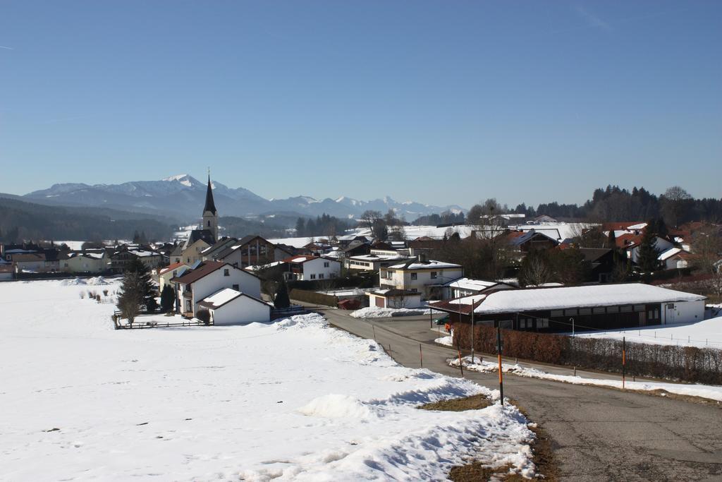 Ferienwohnungen Neukirchen Neukirchen am Teisenberg Luaran gambar